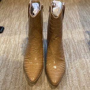 Brand new cowboy boots size 7.5